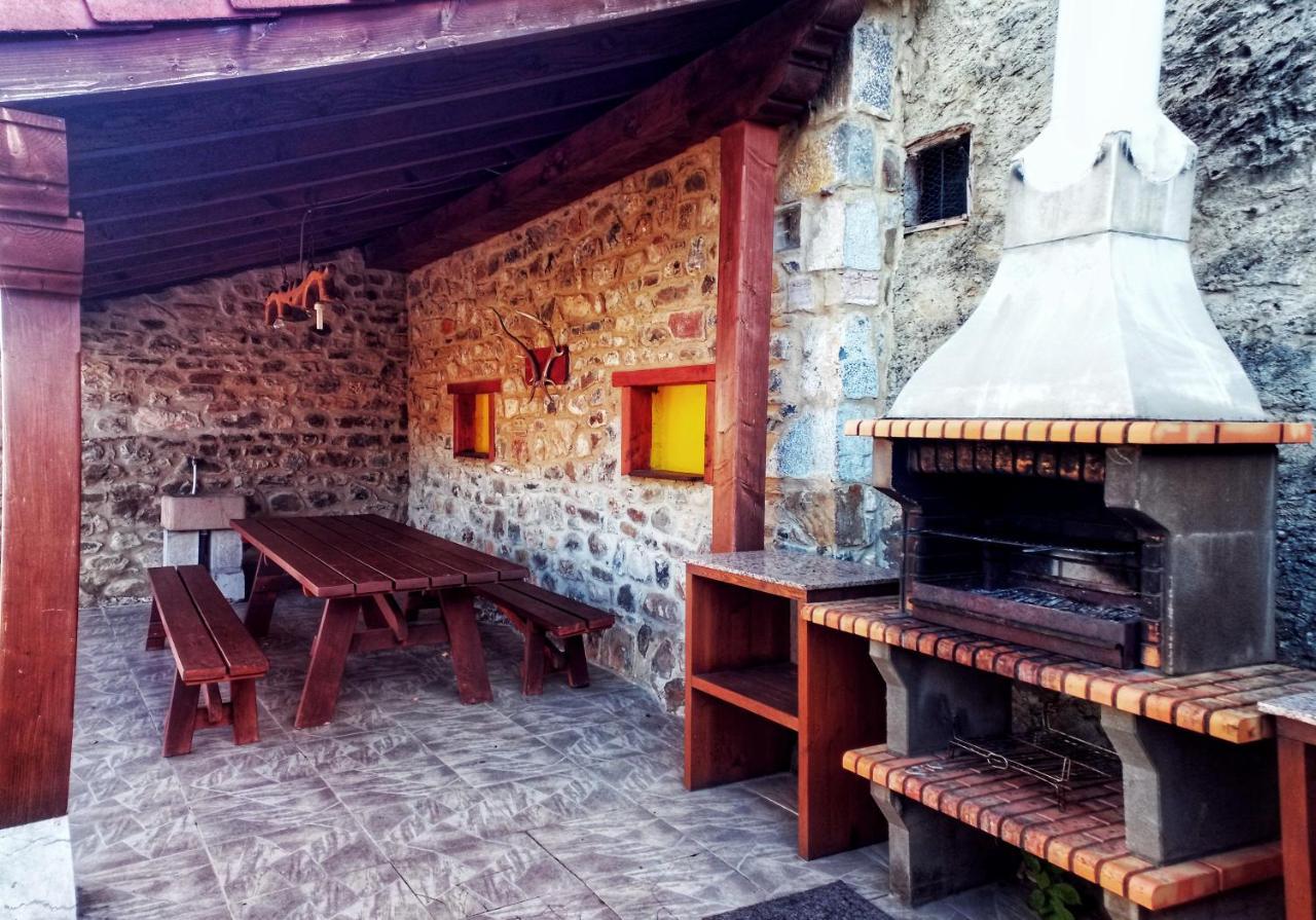 Casa Rural Buron Posada De Valdeon Exterior foto